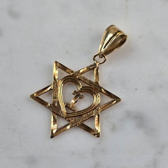 14K Gold Jewish Judaica Star of David Letter " I " Heart Pendant, 1.5g E6828 - Picture 1 of 3